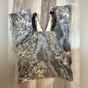 Columbia camo hunting bib overalls Timberwolf pattern